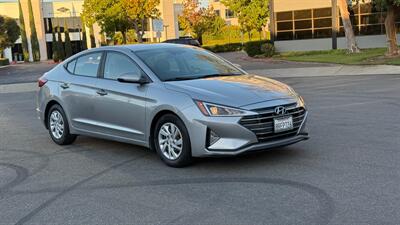 2020 Hyundai ELANTRA SE   - Photo 1 - Irvine, CA 92612