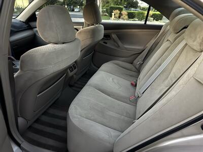 2007 Toyota Camry Hybrid   - Photo 8 - Irvine, CA 92612