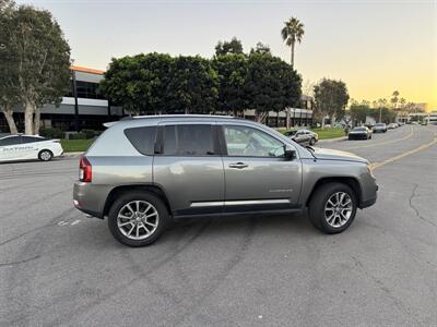 2014 Jeep Compass Limited   - Photo 8 - Irvine, CA 92612