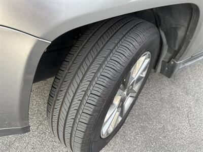 2014 Jeep Compass Limited   - Photo 19 - Irvine, CA 92612