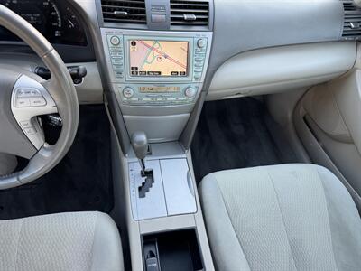 2007 Toyota Camry Hybrid   - Photo 15 - Irvine, CA 92612