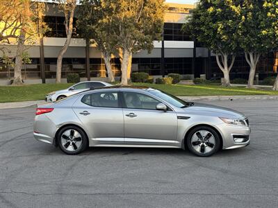 2013 Kia Optima Hybrid LX   - Photo 7 - Irvine, CA 92612
