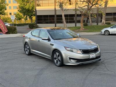 2013 Kia Optima Hybrid LX   - Photo 2 - Irvine, CA 92612
