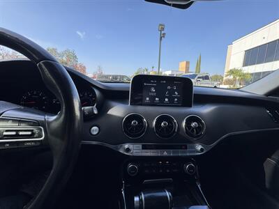 2018 Kia Stinger - Photo 14 - Irvine, CA 92612