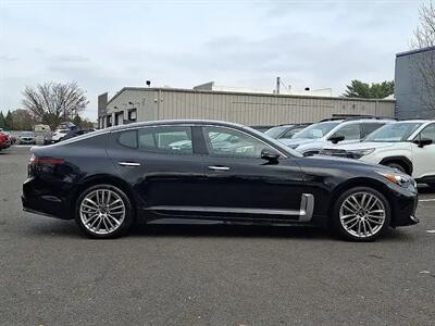 2018 Kia Stinger   - Photo 4 - Irvine, CA 92612