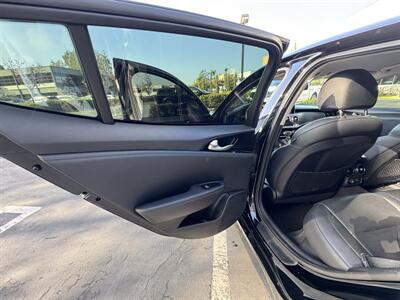 2018 Kia Stinger - Photo 10 - Irvine, CA 92612