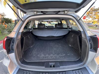 2013 Subaru Outback 3.6R Limited   - Photo 5 - Irvine, CA 92612