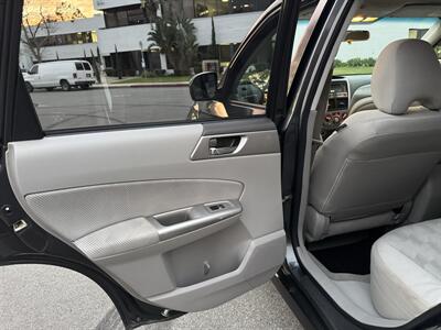 2009 Subaru Forester 2.5 X Premium   - Photo 7 - Irvine, CA 92612
