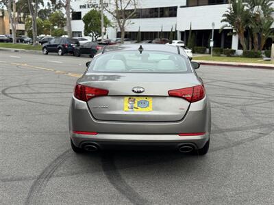 2013 Kia Optima LX   - Photo 4 - Irvine, CA 92612
