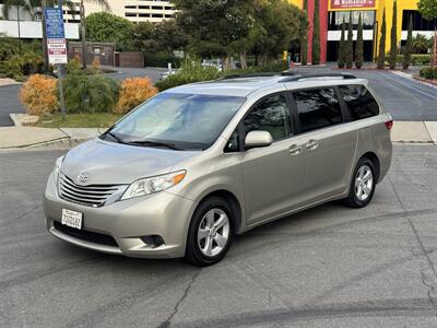 2015 Toyota Sienna LE 8-Passenger   - Photo 1 - Irvine, CA 92612