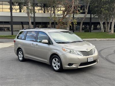 2015 Toyota Sienna LE 8-Passenger   - Photo 4 - Irvine, CA 92612