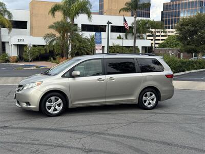 2015 Toyota Sienna LE 8-Passenger   - Photo 10 - Irvine, CA 92612