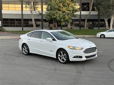 2014 Ford Fusion Hybrid SE  Hybrid - Photo 11 - Irvine, CA 92612