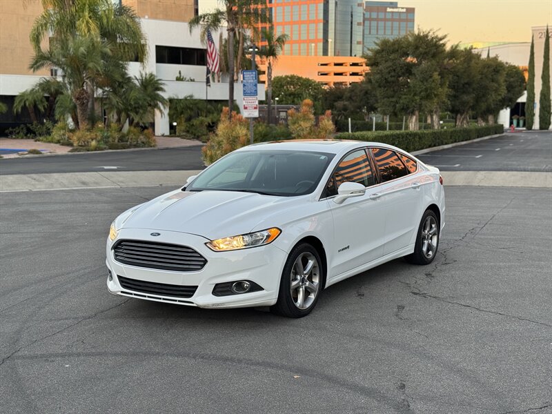 2014 Ford Fusion Hybrid SE  Hybrid