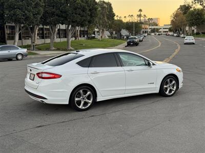 2014 Ford Fusion Hybrid SE  Hybrid - Photo 8 - Irvine, CA 92612