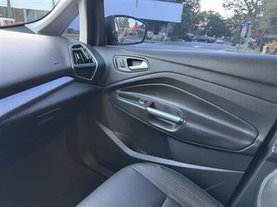 2013 Ford C-MAX Hybrid SEL   - Photo 11 - Irvine, CA 92612