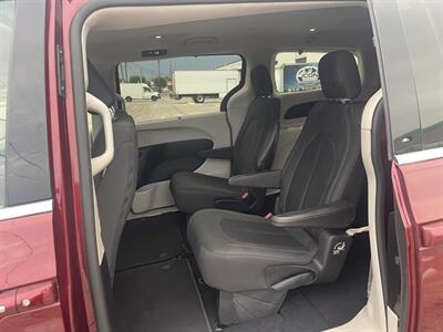 2019 Chrysler Pacifica Touring Plus   - Photo 13 - Dallas, TX 75243