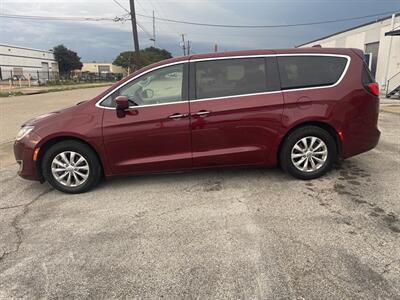 2019 Chrysler Pacifica Touring Plus   - Photo 8 - Dallas, TX 75243