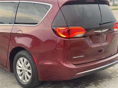 2019 Chrysler Pacifica Touring Plus   - Photo 5 - Dallas, TX 75243