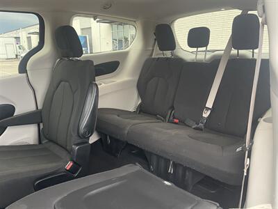 2019 Chrysler Pacifica Touring Plus   - Photo 14 - Dallas, TX 75243