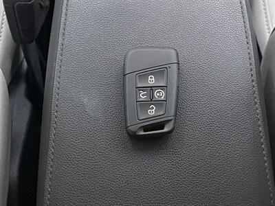 2020 Volkswagen Tiguan SE   - Photo 32 - Dallas, TX 75243