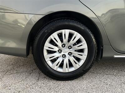 2012 Toyota Camry LE   - Photo 42 - Dallas, TX 75243