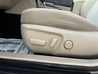 2012 Toyota Camry LE   - Photo 35 - Dallas, TX 75243