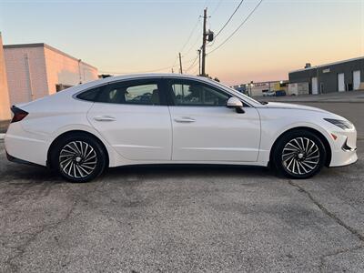 2021 Hyundai SONATA Hybrid Limited   - Photo 5 - Dallas, TX 75243