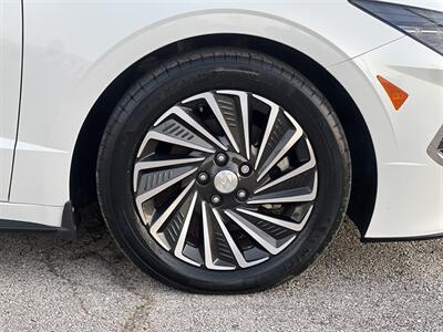 2021 Hyundai SONATA Hybrid Limited   - Photo 38 - Dallas, TX 75243