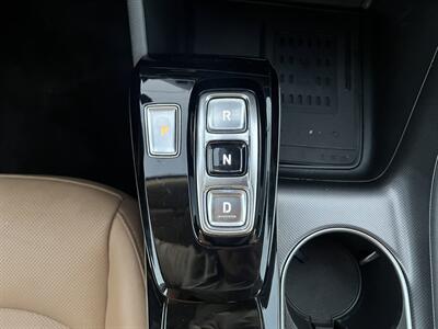 2021 Hyundai SONATA Hybrid Limited   - Photo 25 - Dallas, TX 75243