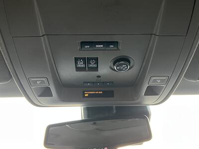 2017 GMC Yukon SLT   - Photo 32 - Dallas, TX 75243