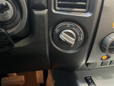 2006 Nissan Titan XE XE 4dr Crew Cab   - Photo 31 - Dallas, TX 75243