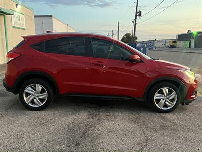2020 Honda HR-V EX   - Photo 6 - Dallas, TX 75243