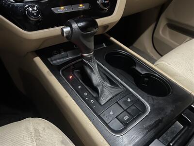 2015 Kia Sedona LX   - Photo 22 - Dallas, TX 75243