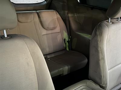 2015 Kia Sedona LX   - Photo 14 - Dallas, TX 75243