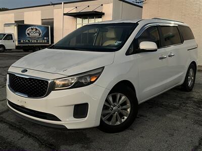 2015 Kia Sedona LX   - Photo 2 - Dallas, TX 75243