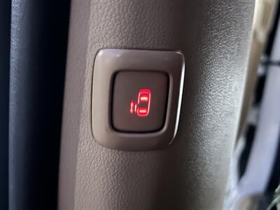 2015 Kia Sedona LX   - Photo 24 - Dallas, TX 75243