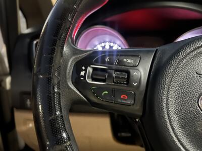 2015 Kia Sedona LX   - Photo 19 - Dallas, TX 75243