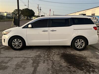 2015 Kia Sedona LX   - Photo 5 - Dallas, TX 75243