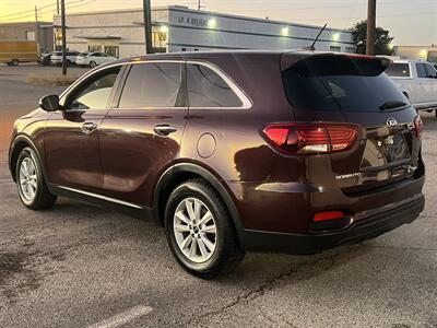 2019 Kia Sorento LX V6 - Photo 11 - Dallas, TX 75243