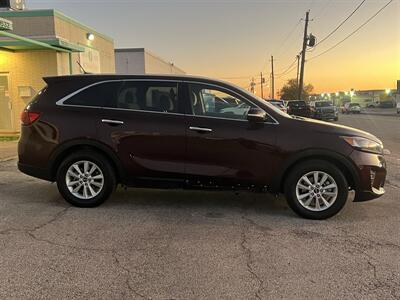 2019 Kia Sorento LX V6 - Photo 7 - Dallas, TX 75243
