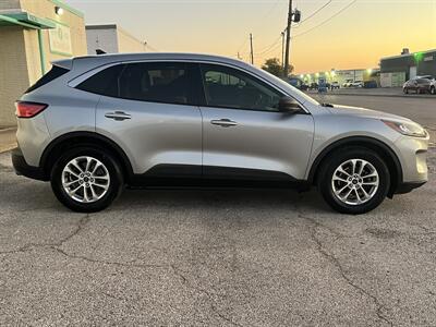 2022 Ford Escape SE - Photo 6 - Dallas, TX 75243