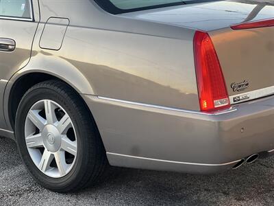 2006 Cadillac DTS Luxury I   - Photo 8 - Dallas, TX 75243