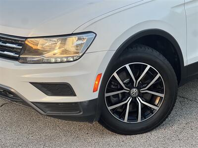 2021 Volkswagen Tiguan SE   - Photo 2 - Dallas, TX 75243