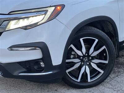 2022 Honda Pilot Touring w/Rear Captain's Chairs - Photo 2 - Dallas, TX 75243