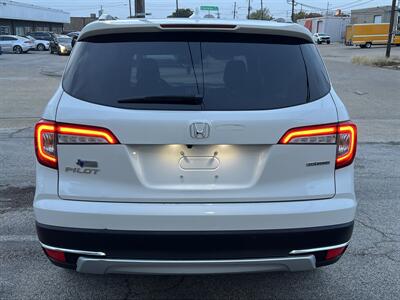 2022 Honda Pilot Touring w/Rear Captain's Chairs - Photo 12 - Dallas, TX 75243