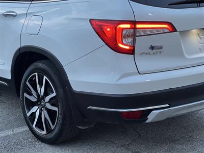 2022 Honda Pilot Touring w/Rear Captain's Chairs - Photo 10 - Dallas, TX 75243