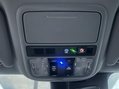 2022 Honda Pilot Touring w/Rear Captain's Chairs - Photo 38 - Dallas, TX 75243