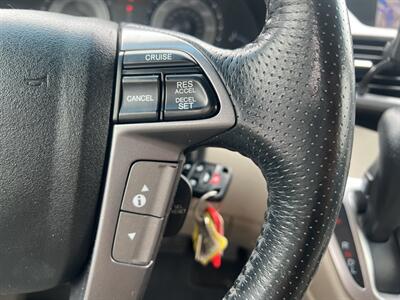 2012 Honda Odyssey Touring   - Photo 20 - Dallas, TX 75243