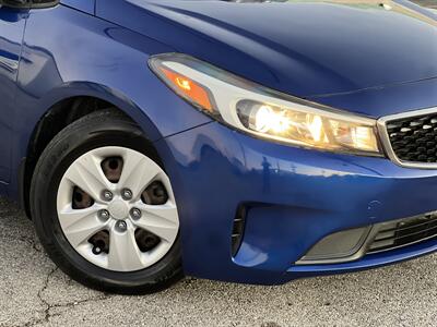 2017 Kia Forte LX - Photo 4 - Dallas, TX 75243